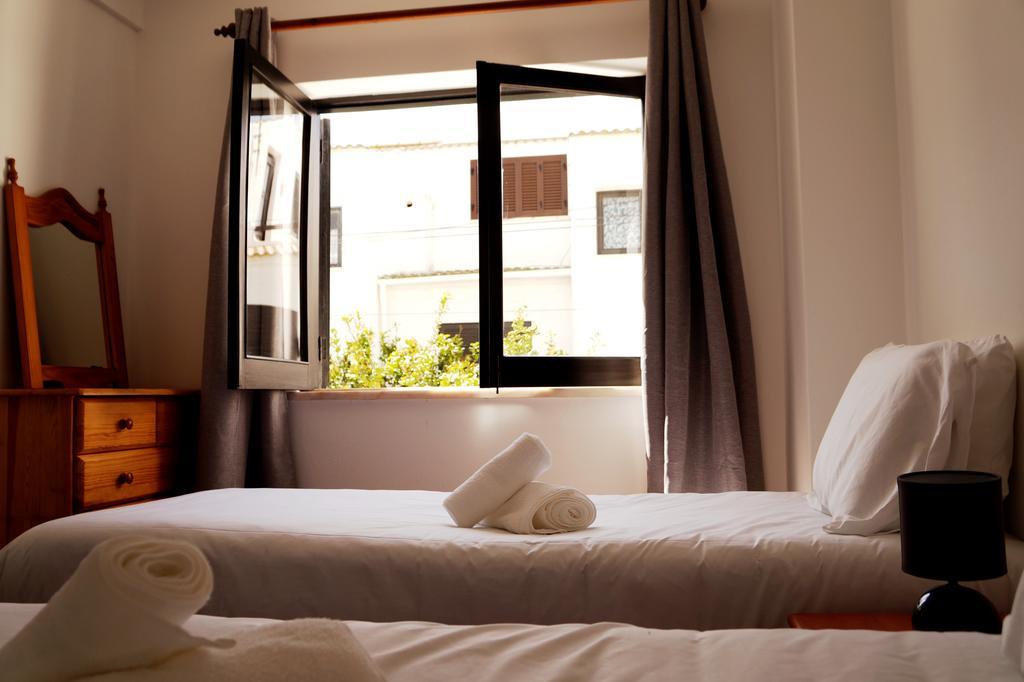 Guesthouse High Tower Lagos Exterior photo